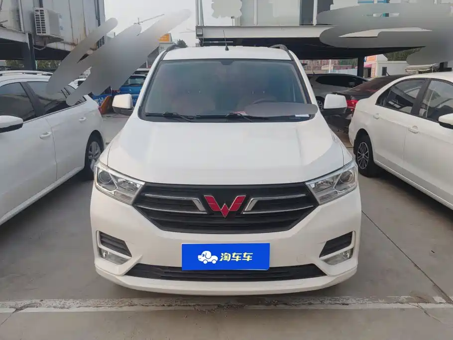 Wuling Hongguang — миниатюра 2