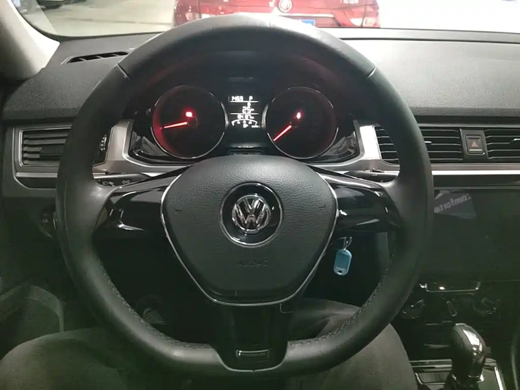 Volkswagen Bora — миниатюра 11