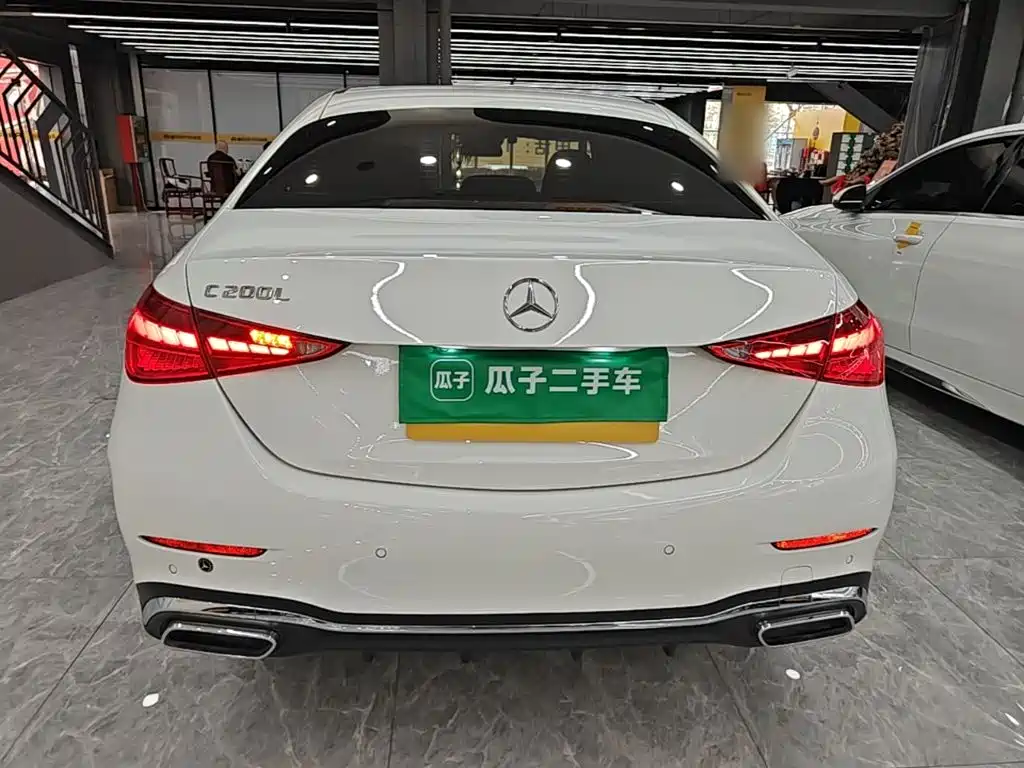 Mercedes-Benz C-Class — миниатюра 6