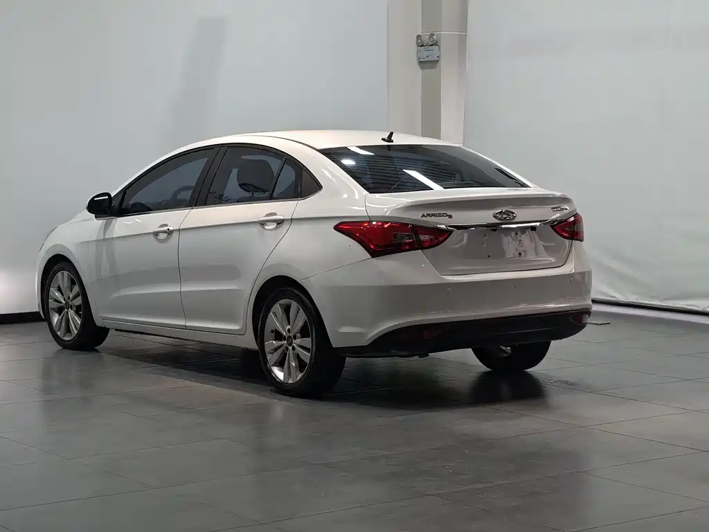 CHERY ARRIZO 5