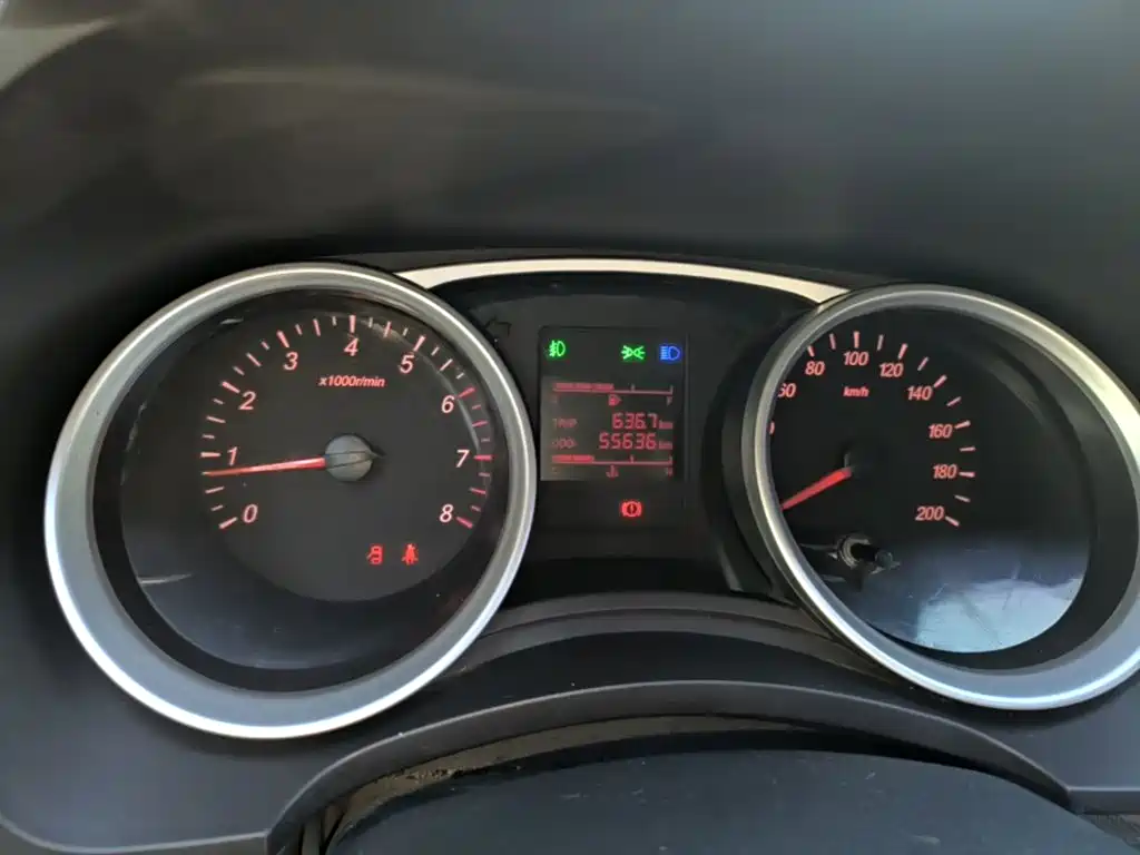 Wuling Hongguang — миниатюра 12
