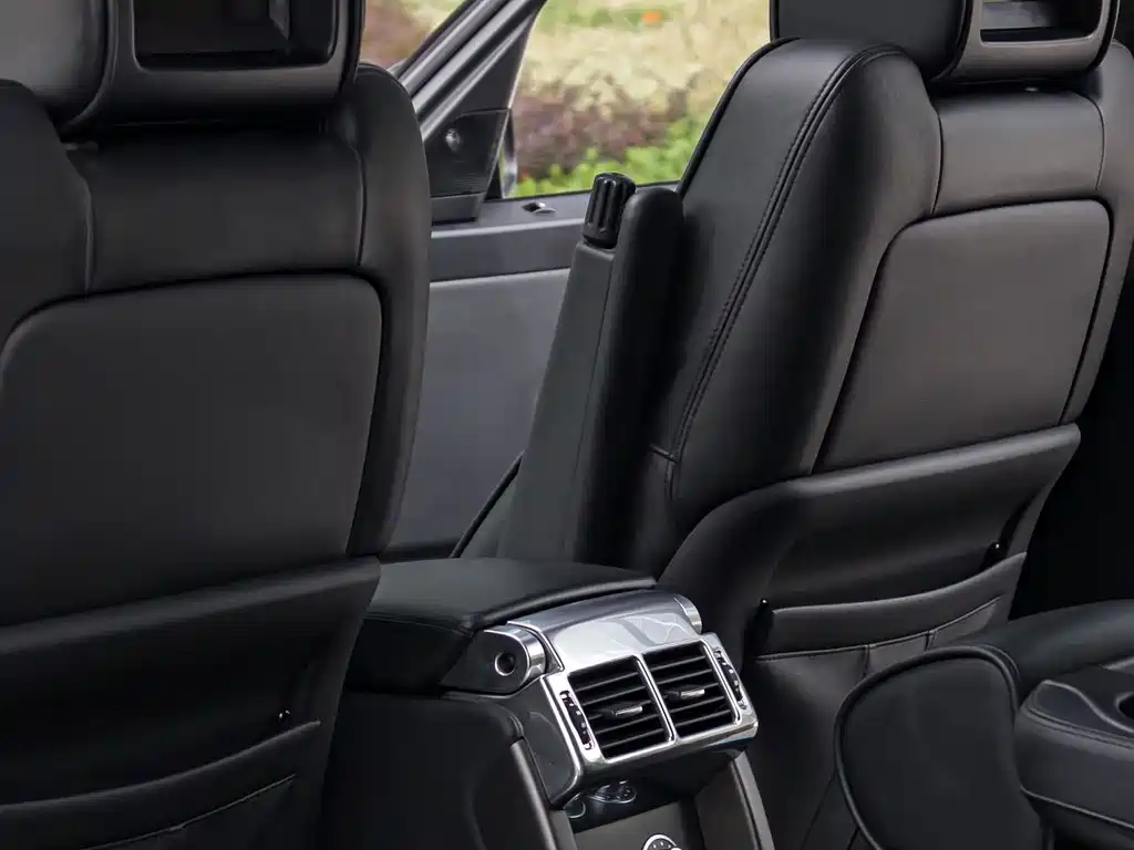 Land Rover Range Rover — миниатюра 20