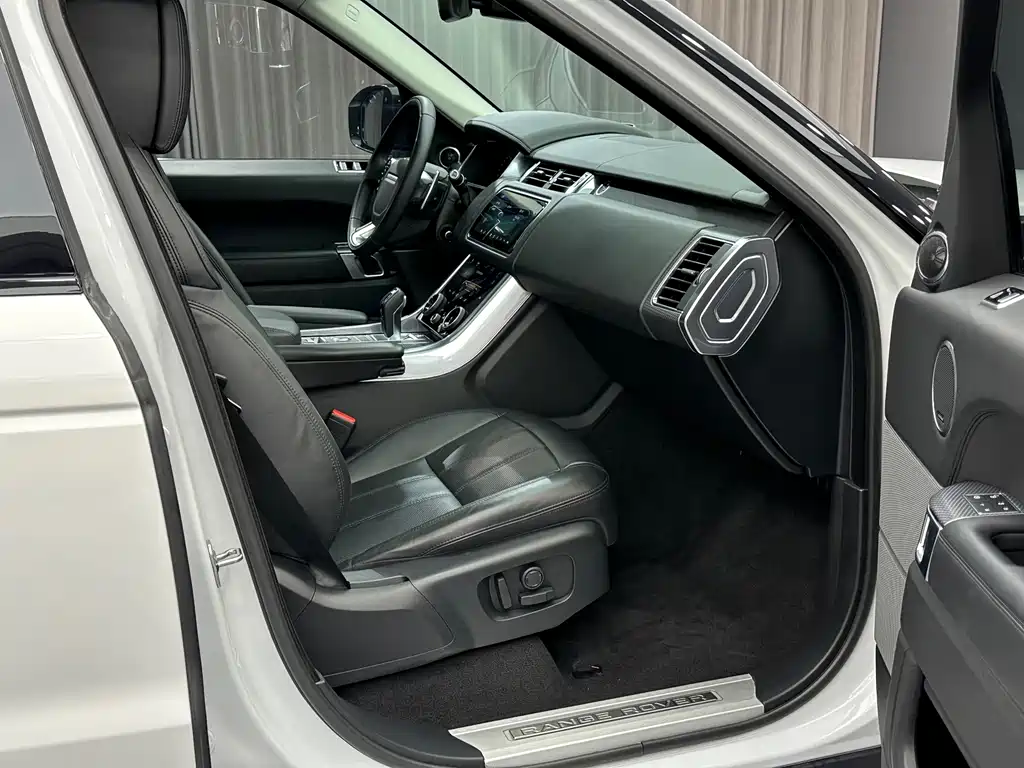 Land Rover Sport — миниатюра 26