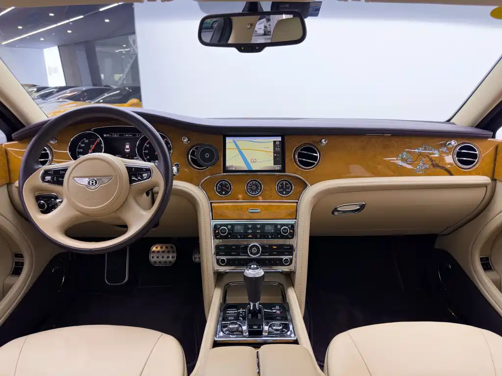Bentley Mulsanne — миниатюра 27