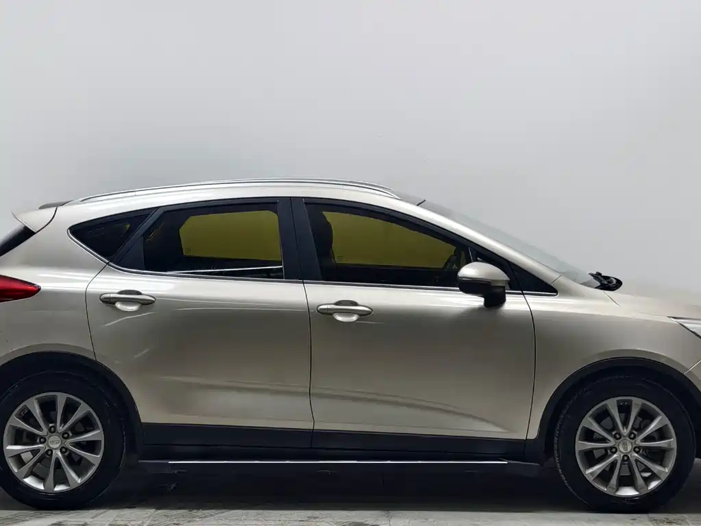 Geely Emgrand GS — миниатюра 8