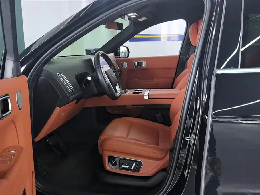 Li Auto L8 2023 Pro