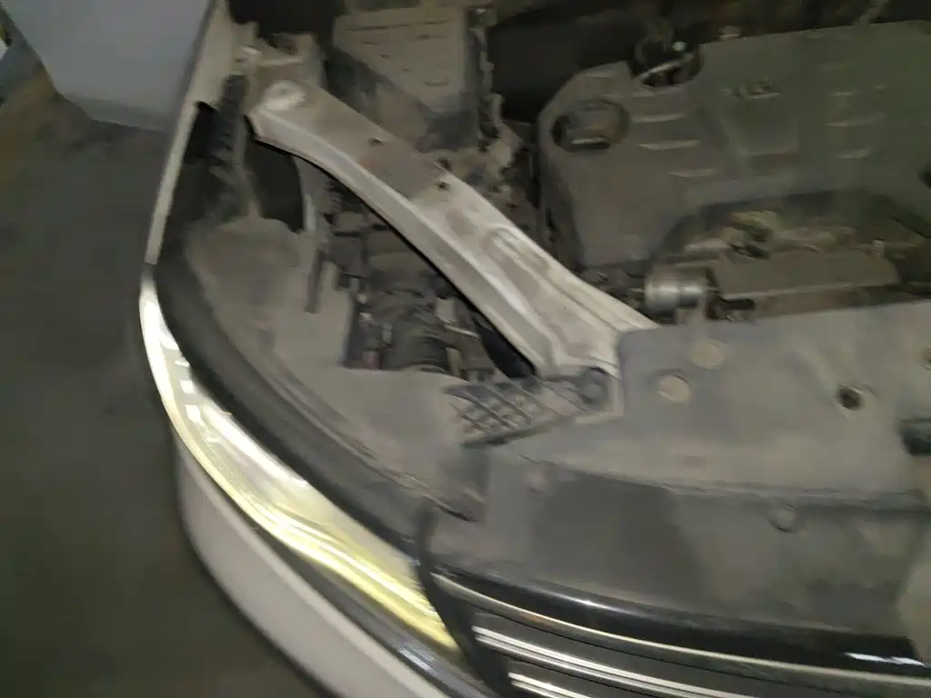 Roewe RX5 — миниатюра 21