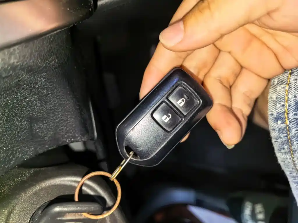 Toyota Yaris L — миниатюра 9