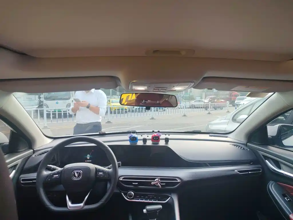 Changan Eado — миниатюра 10