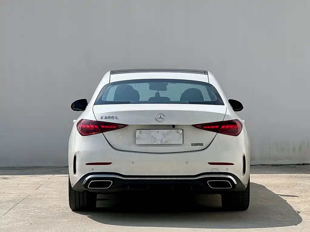 Mercedes-Benz C-Class — миниатюра 10