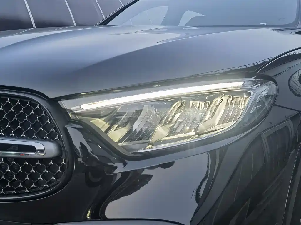 Mercedes-Benz GLC — миниатюра 17