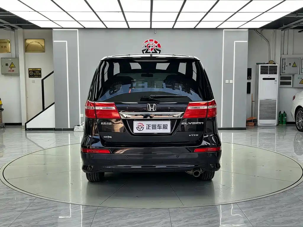 Honda Elysion — миниатюра 17