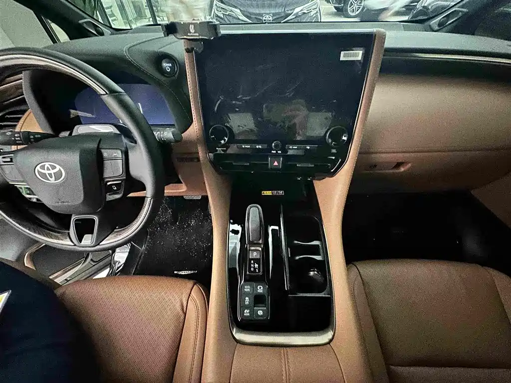 Toyota Alphard 2024 2.5L Premium