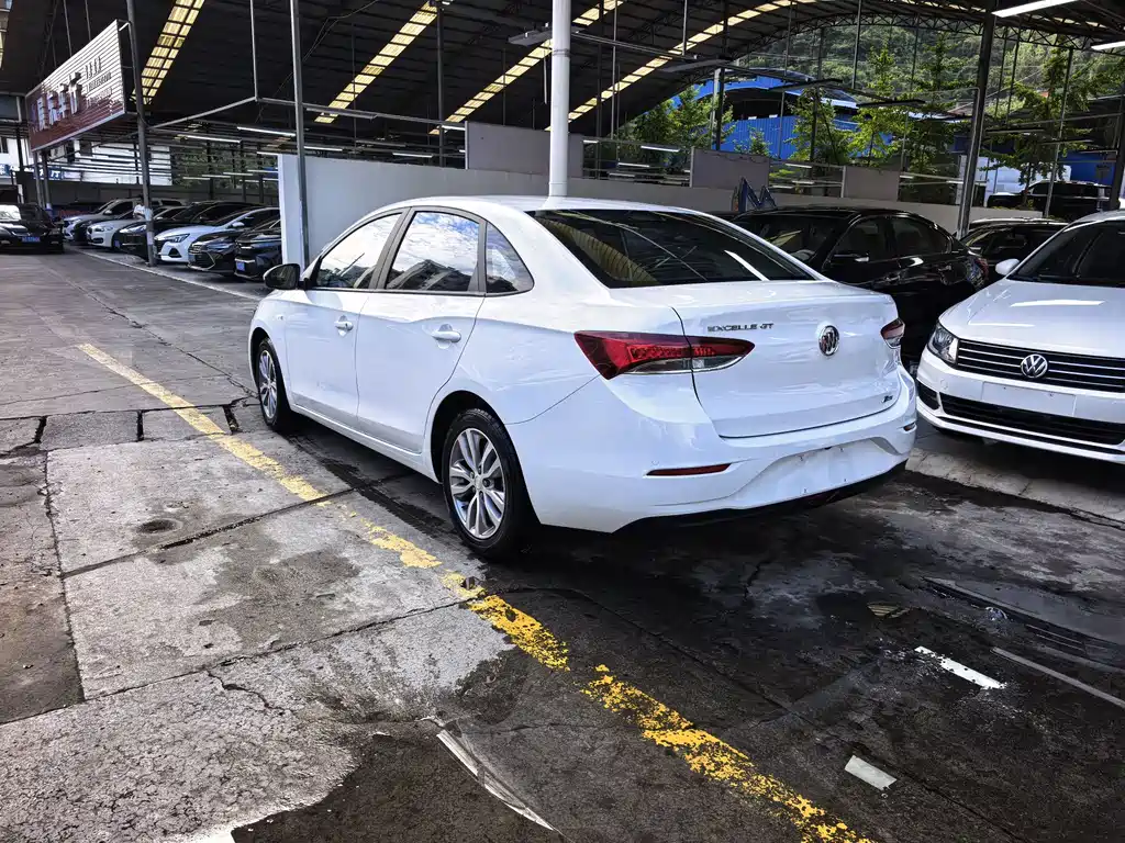 Buick Excelle — миниатюра 6