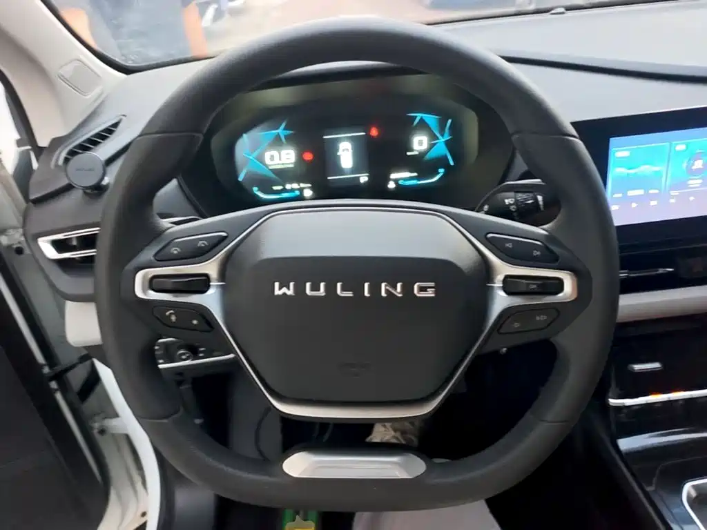 Wuling Victory — миниатюра 11