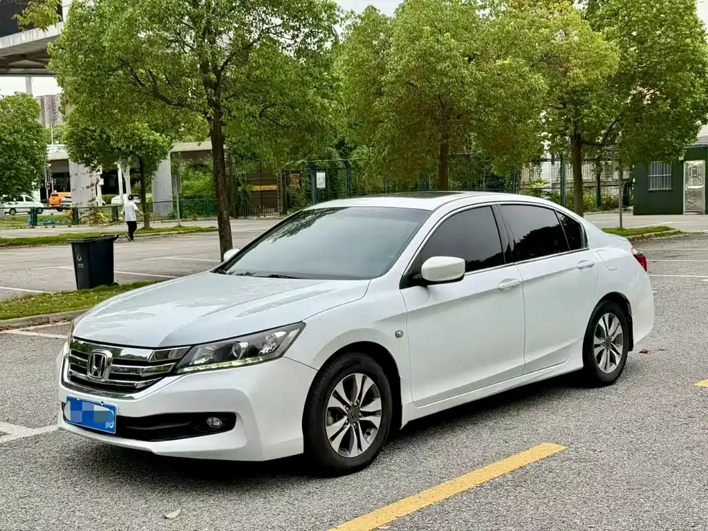 Honda Accord — миниатюра 2