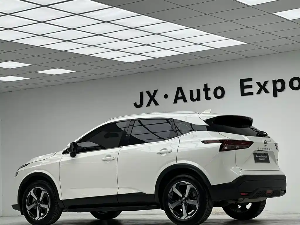 Nissan Qashqai — миниатюра 21