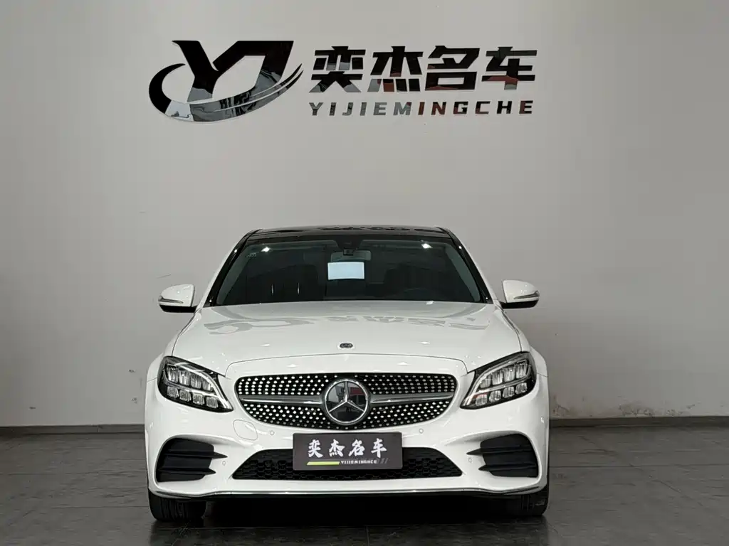 Mercedes-Benz C-Class — миниатюра 2