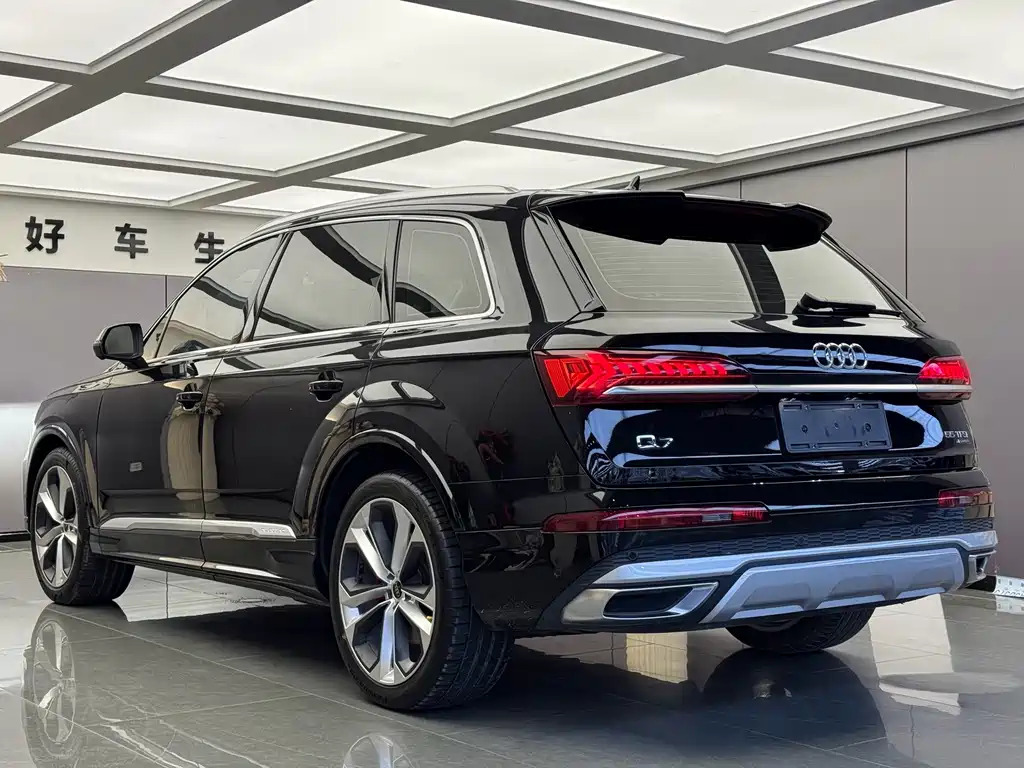 Audi Q7 — миниатюра 14