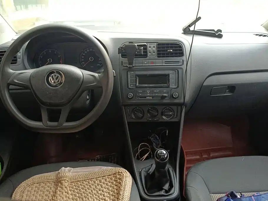 Volkswagen Polo — миниатюра 12