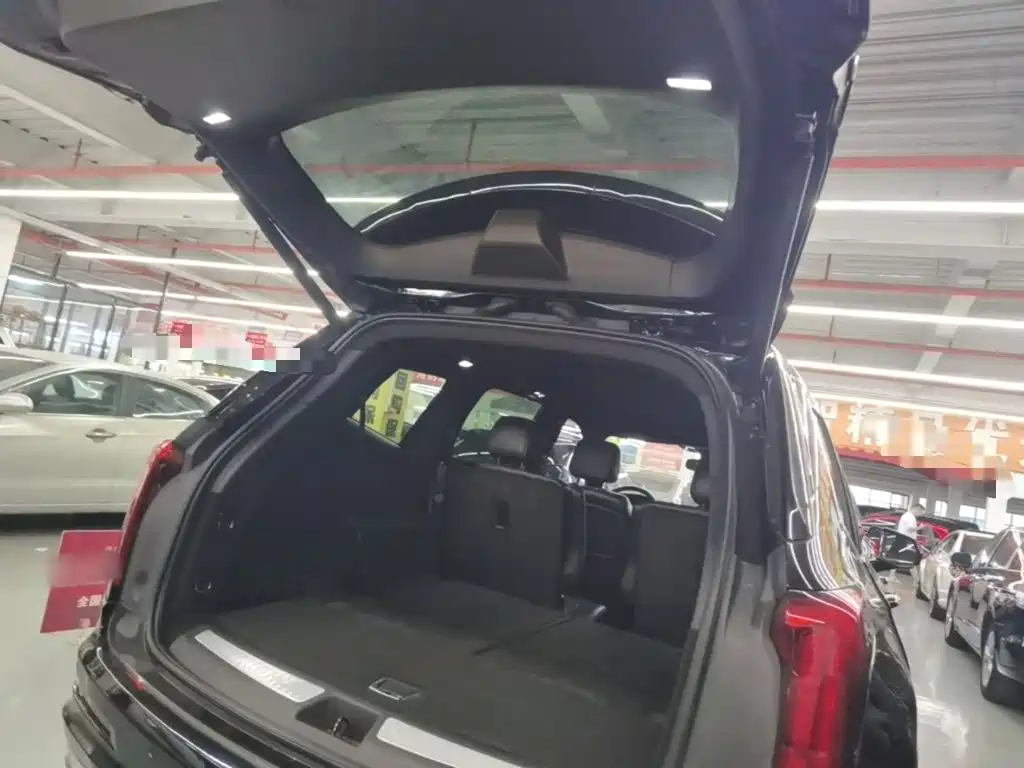 Cadillac XT6 — миниатюра 18