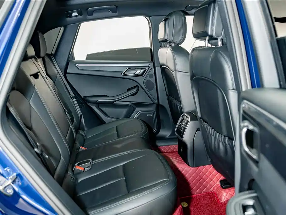 Porsche Macan — миниатюра 20