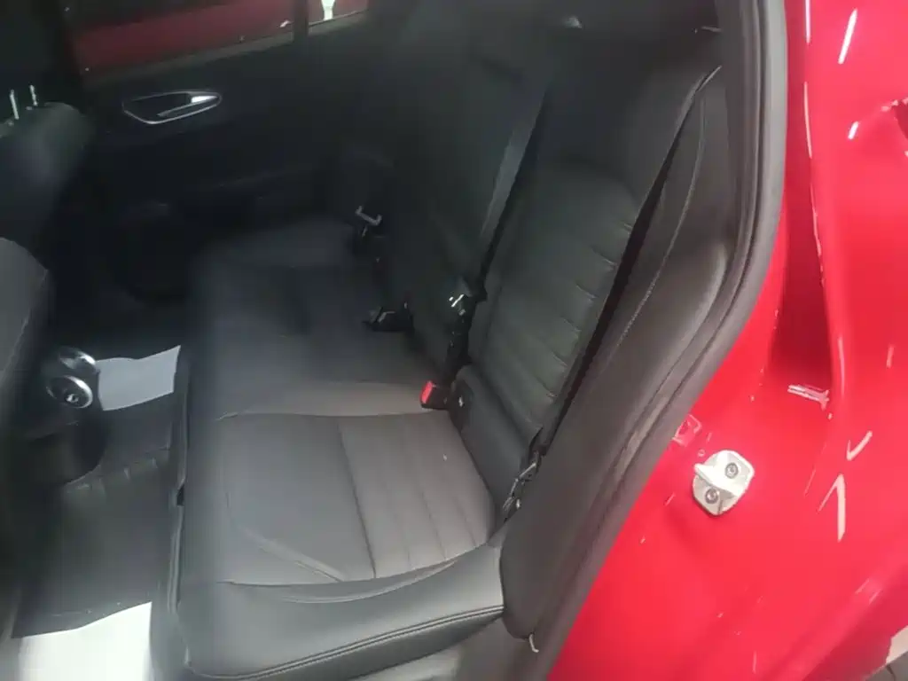 Alfa Romeo Giulia — миниатюра 17