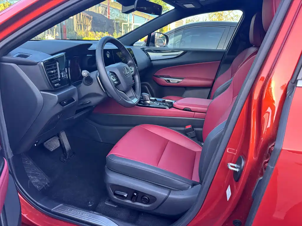 Lexus NX — миниатюра 4