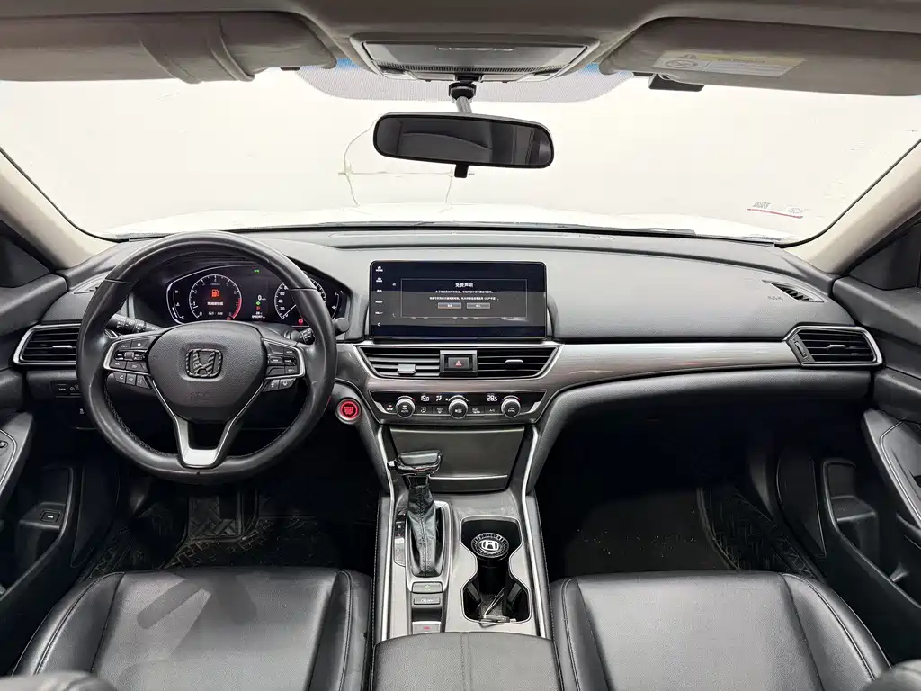 Honda Accord — миниатюра 5