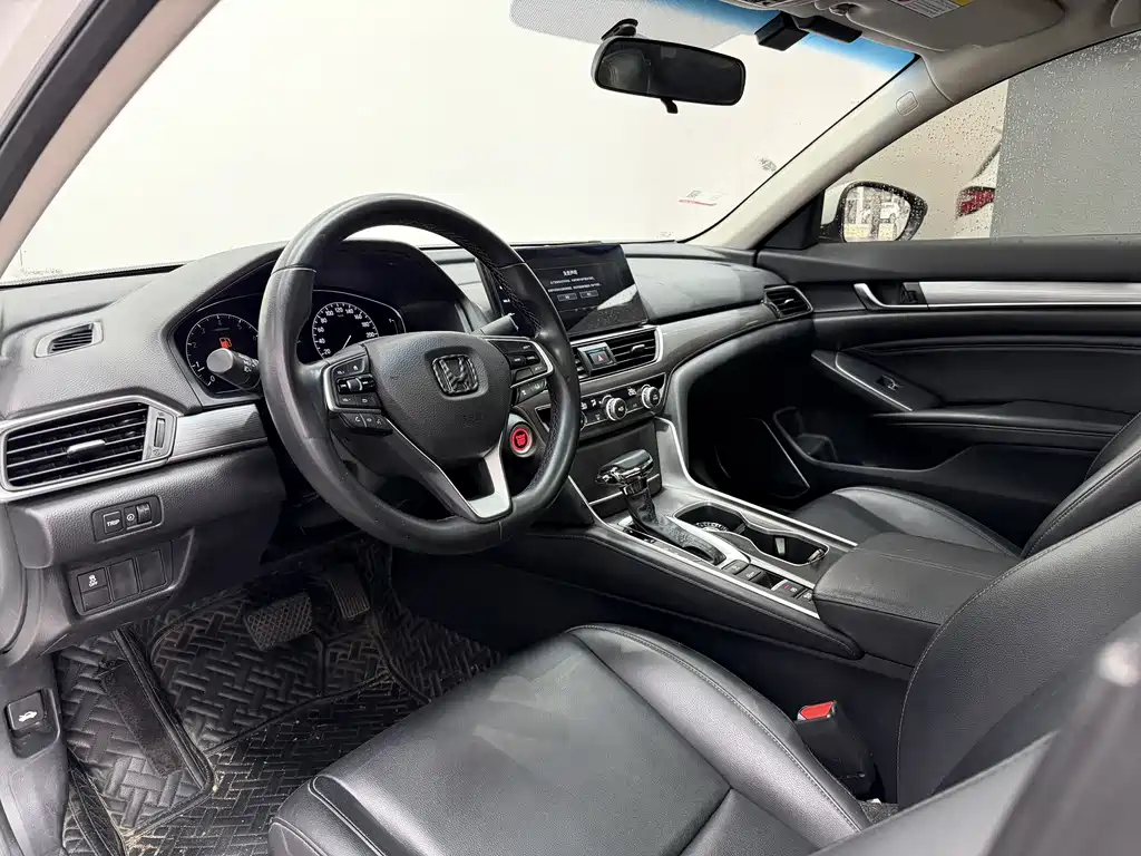 Honda Accord — миниатюра 7