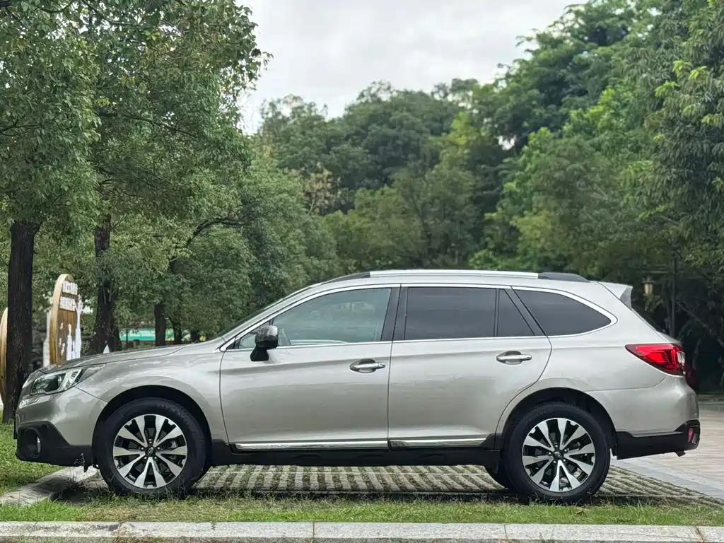 Subaru Outback — миниатюра 13