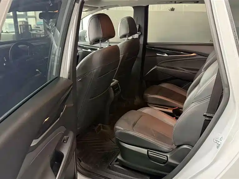 Maxus G50 2023 PLUS 1.5T AT