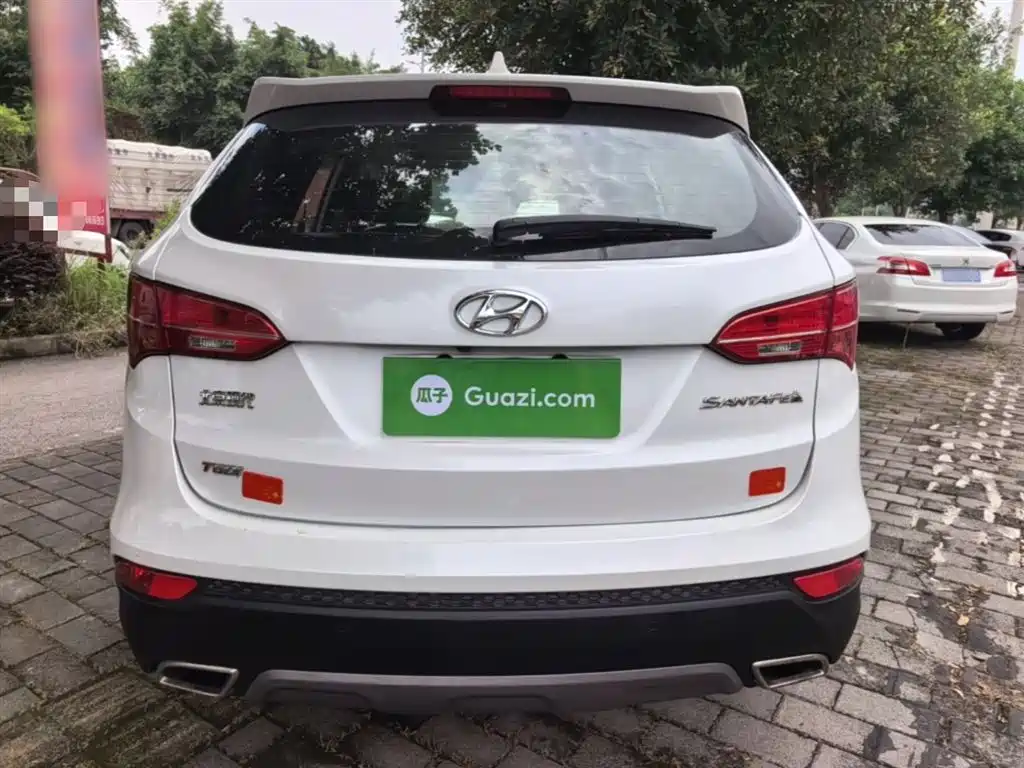 Hyundai Santa Fe 2015 2.0T AT 5 мест