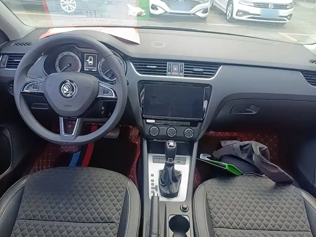 Skoda Octavia — миниатюра 10