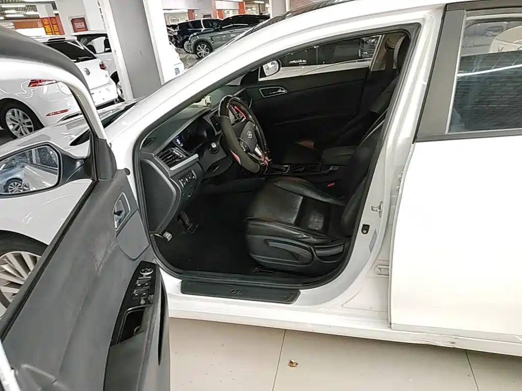 Hyundai Mistra — миниатюра 15