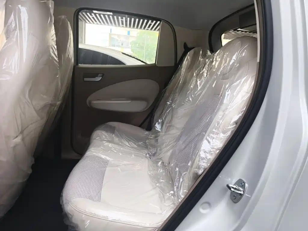 Wuling MINIEV — миниатюра 17