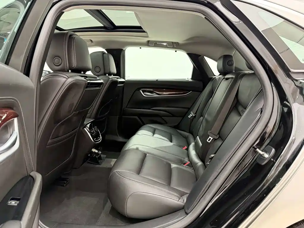 Cadillac XTS — миниатюра 19