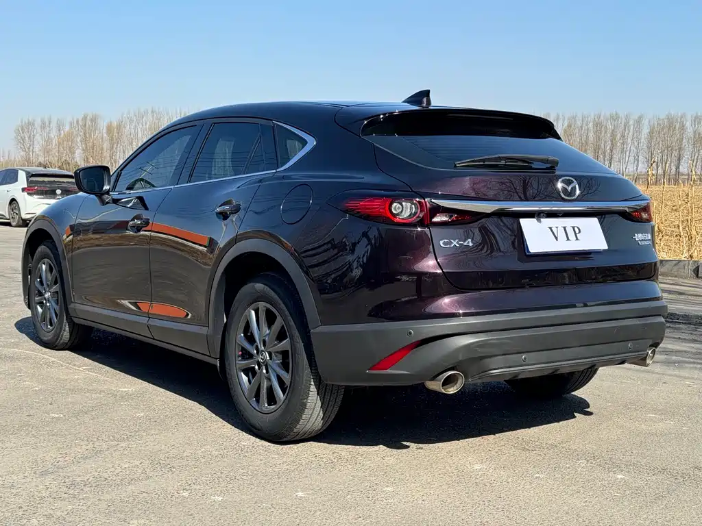 MAZDA CX 4
