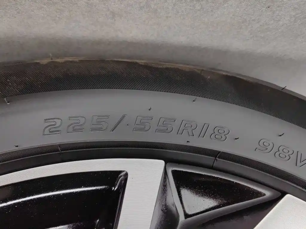 Geely Boyue — миниатюра 24