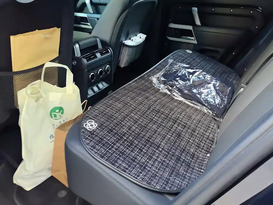 Land Rover Defender — миниатюра 11