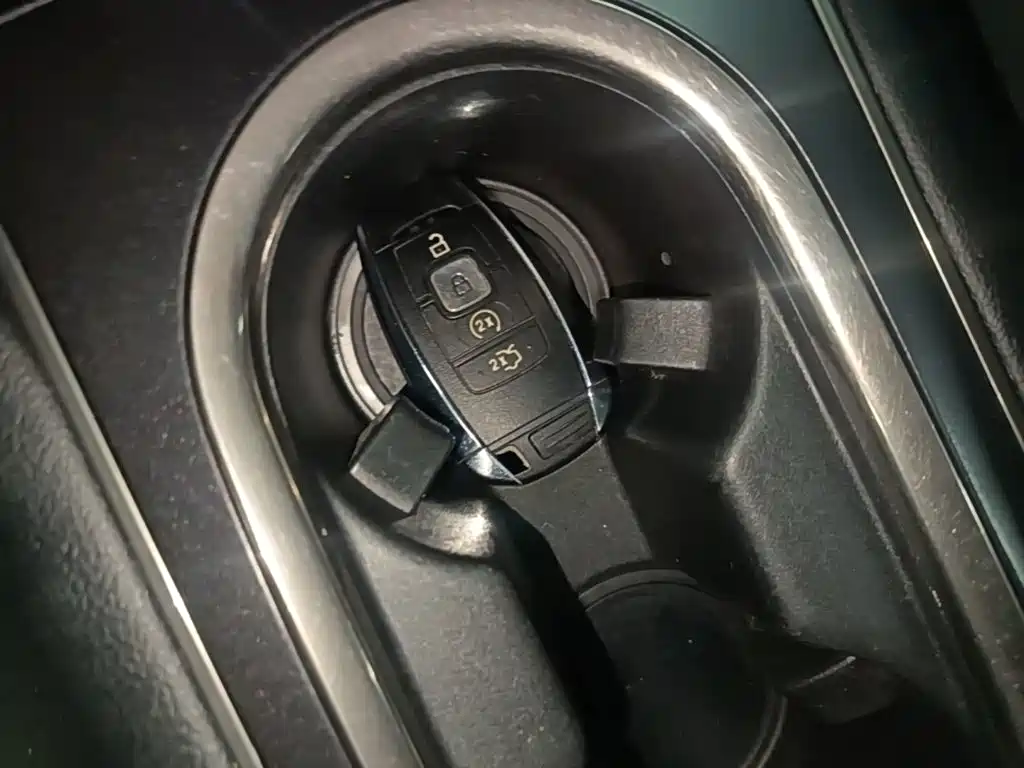 Lincoln MKC — миниатюра 9