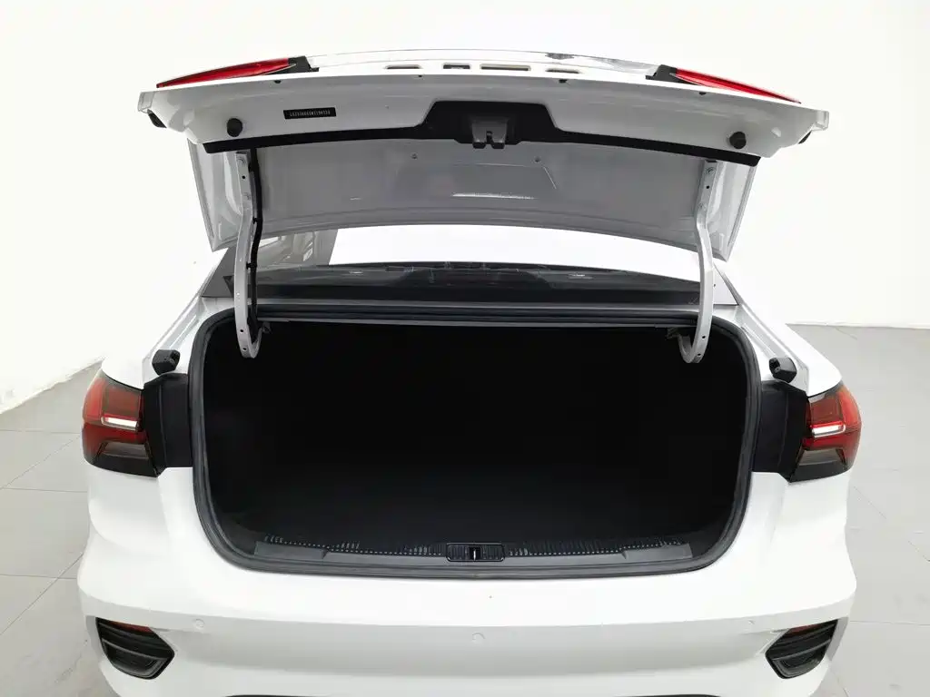 Roewe i5 — миниатюра 16