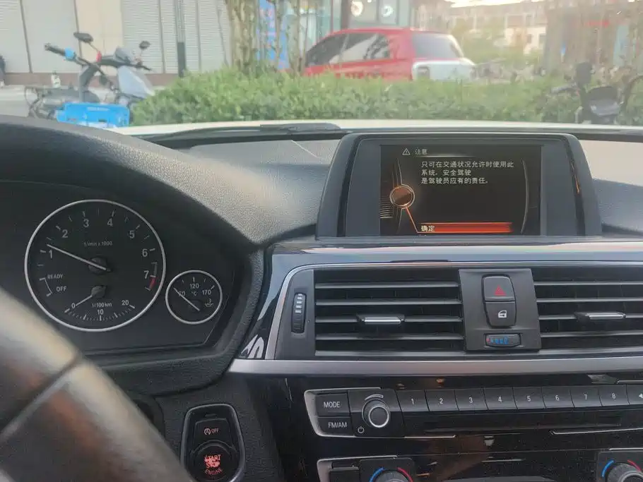 BMW 3 Series — миниатюра 13