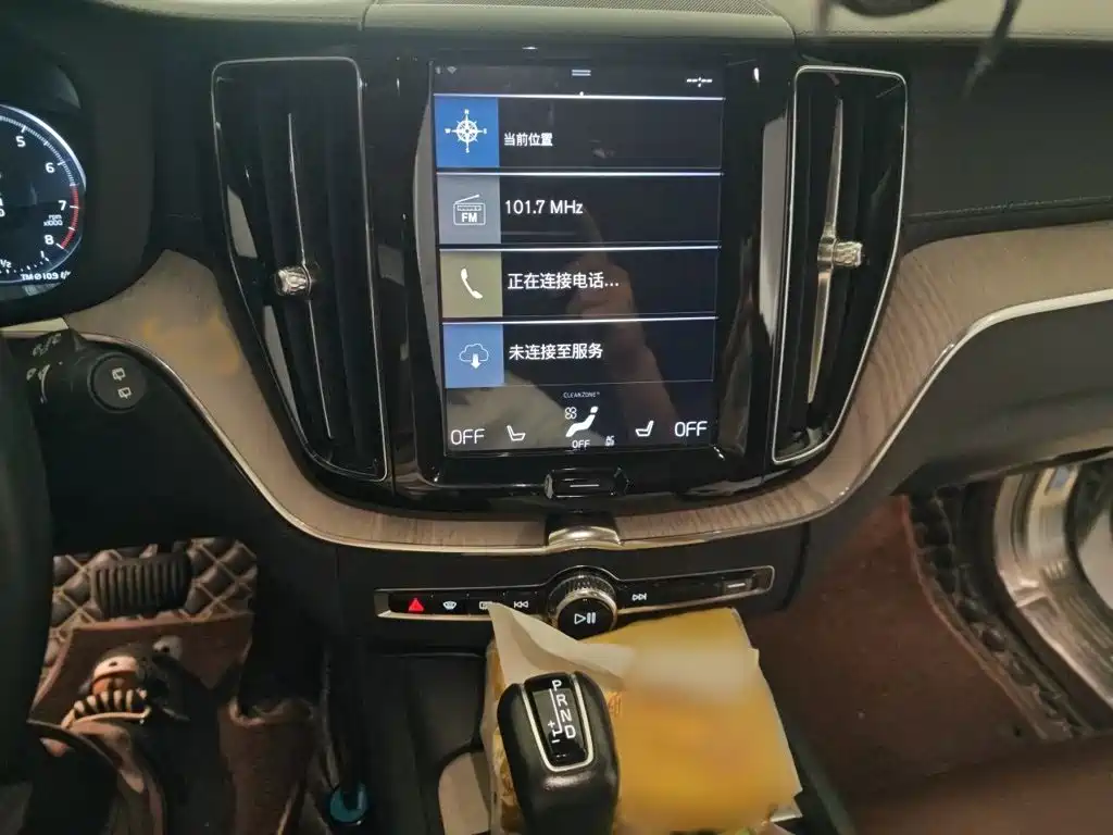 Volvo XC60 — миниатюра 6