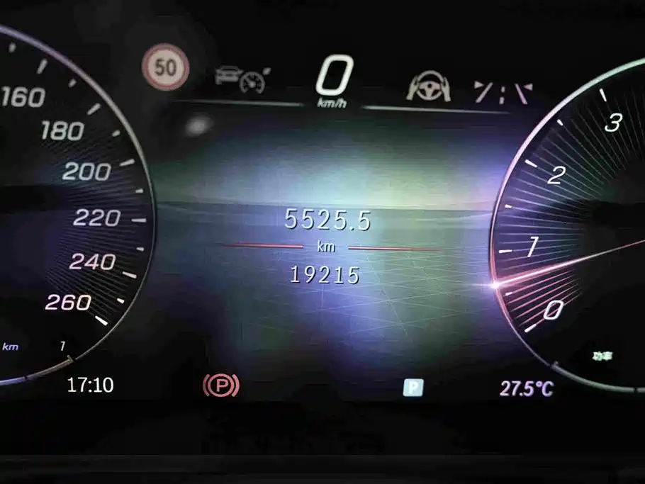 Mercedes-Benz V-Class — миниатюра 16