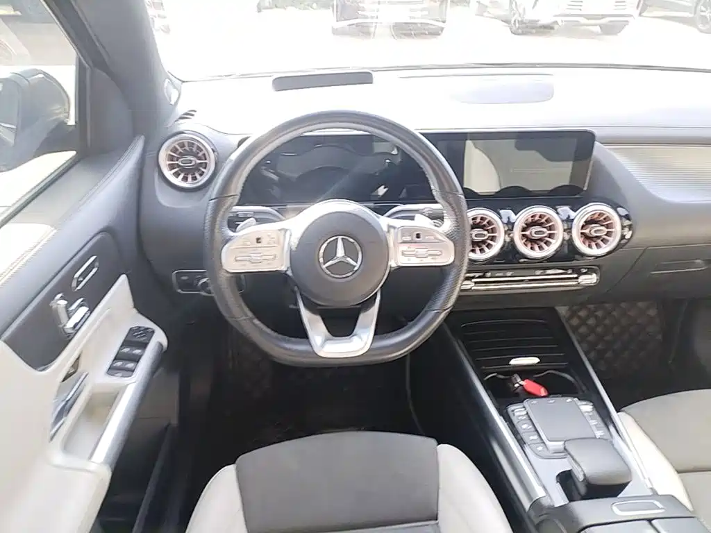 Mercedes-Benz EQA — миниатюра 11