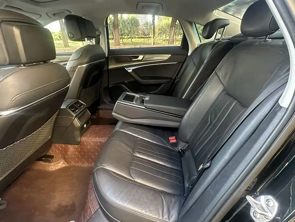 Audi A6L — миниатюра 5