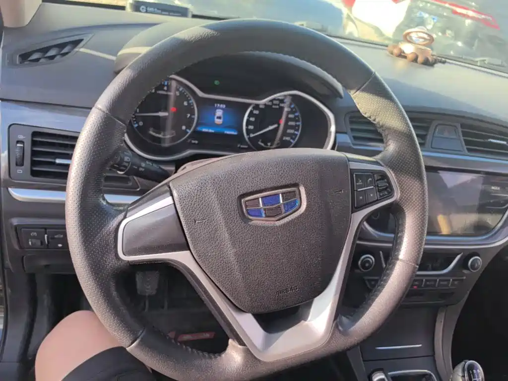 Geely Emgrand — миниатюра 11