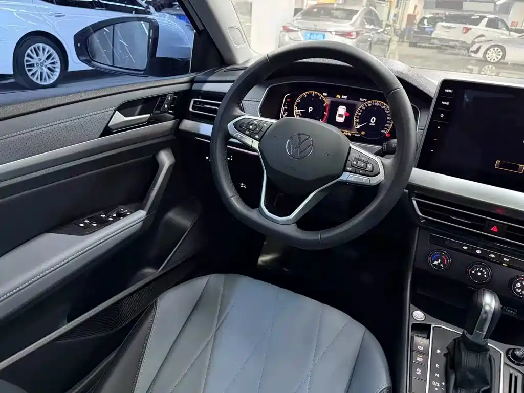 Volkswagen Lavida — миниатюра 8
