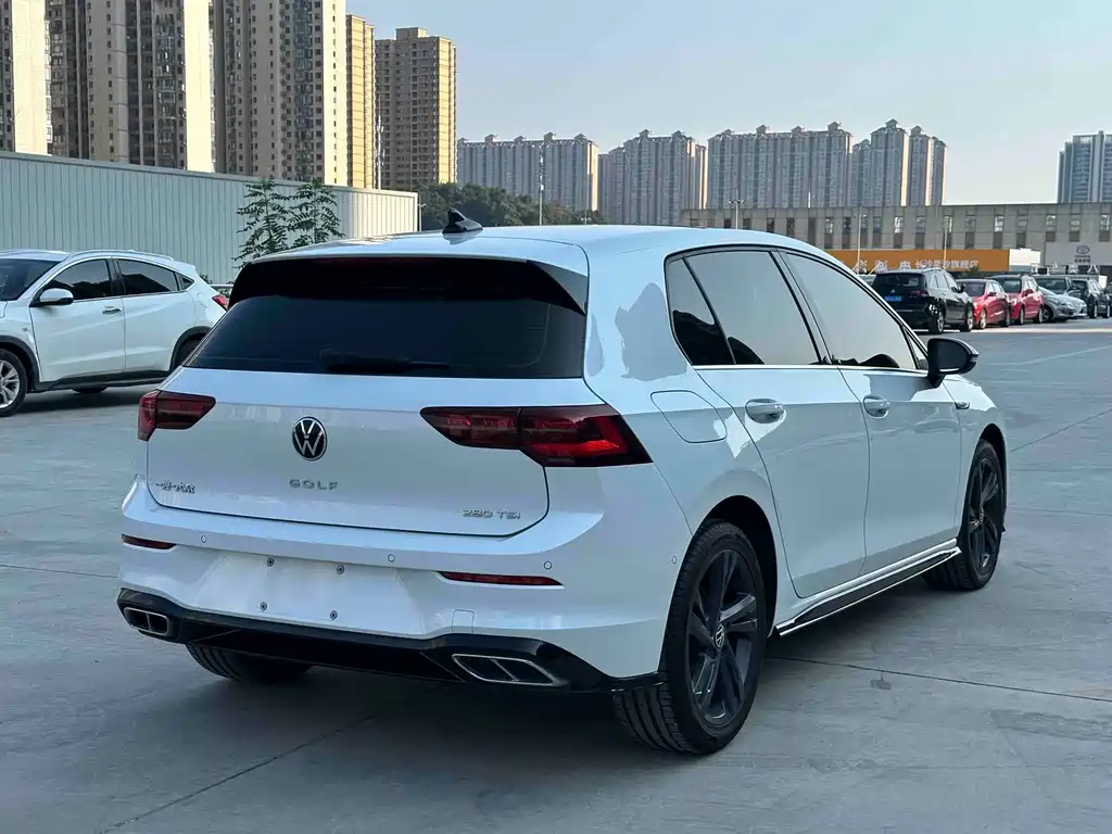 Volkswagen Golf — миниатюра 6